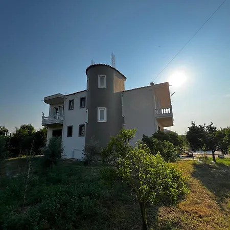 Marku Holiday home Fier